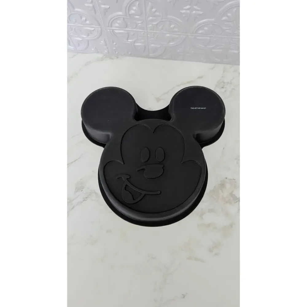 Disney Parks Mousewares Mickey Mouse Silicone Cake Mold Pan NWOT